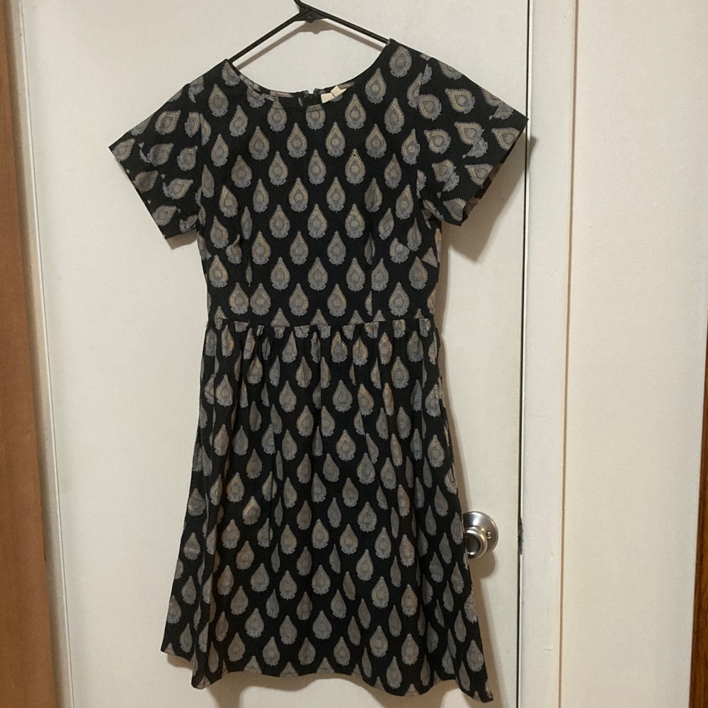 Mata Traders Black and Gold Dress NWOT Small